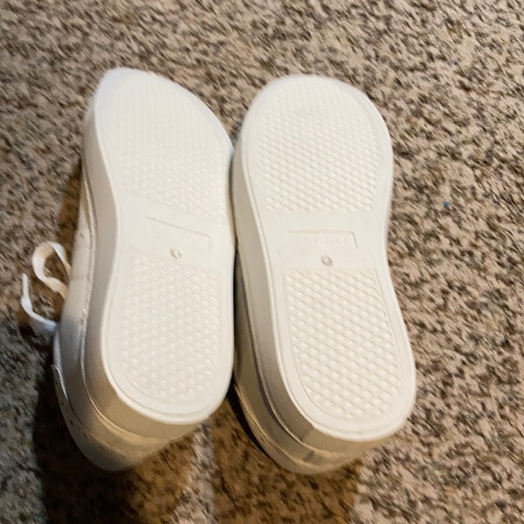 NWT/box. Esprit sneakers - Picture 5 of 10